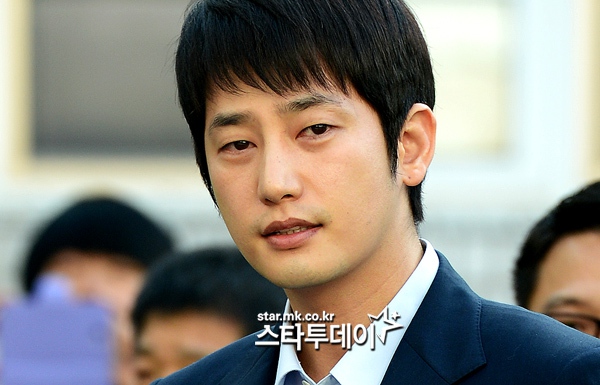 Park Shi Hoo tiếp tục đưa ra bằng chứng tố cáo cảnh sát 4