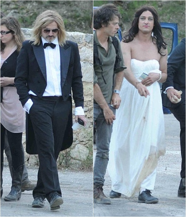 Nghệ sĩ hài Pháp "chui" vào nhà Angelina - Brad Pitt làm "nhái" đám cưới 1