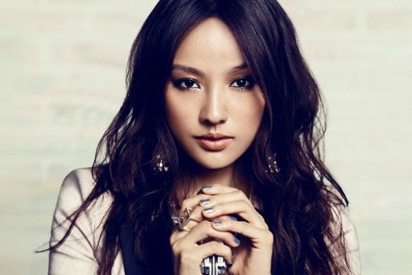 Lee Hyori muốn cưới “trai xấu” 1