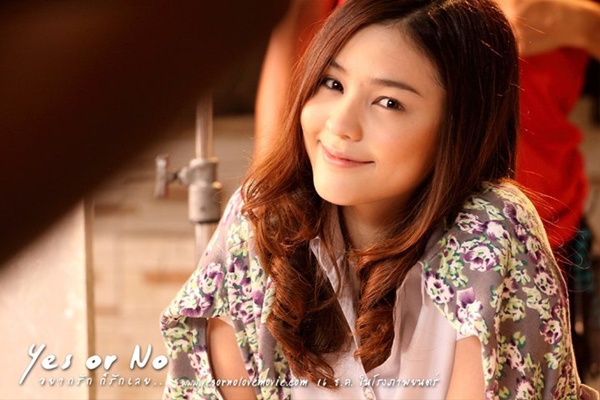 Ngắm vẻ đẹp thuần khiết của &ldquo;Song Hye Kyo" 1m54 Th&aacute;i Lan 7