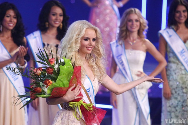 Người đẹp Philippines đăng quang "Hoa hậu si&ecirc;u quốc gia 2013" 8