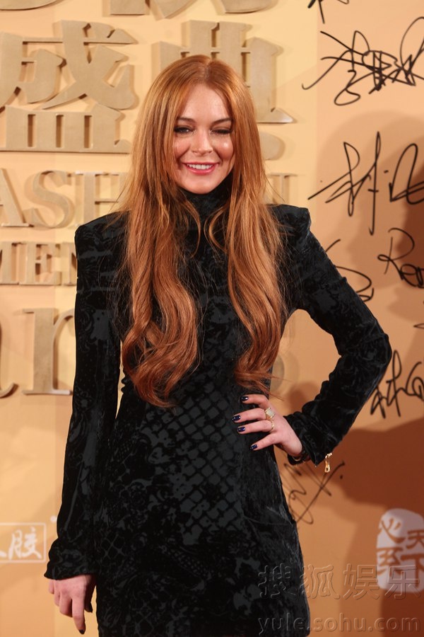 Angela Baby xinh như thiên thần, “đánh bật” Lindsay Lohan trên thảm đỏ 2