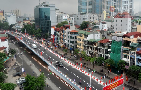 cau-vuot-mem-mai-nhat-ha-noi-chinh-thuc-thong-xe.JPG