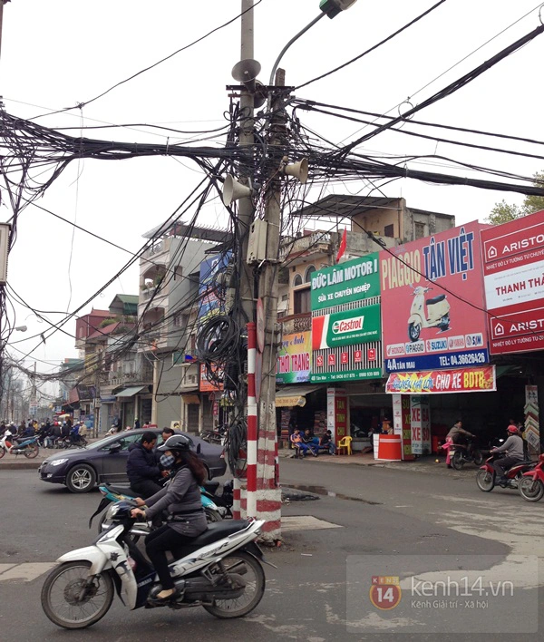 "Tuyến phố cột điện" kì dị ở Hà Nội 2