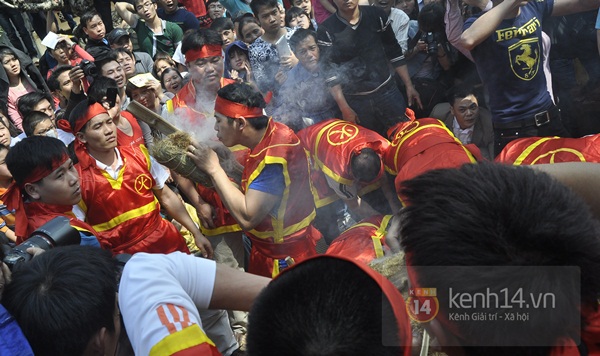 Lễ hội kéo lửa thổi cơm thi độc đáo bậc nhất đất Hà thành 8