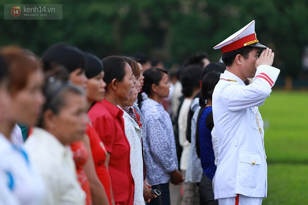 Xúc động lễ chào cờ ở Quảng trường Ba Đình trong ngày Sinh nhật Bác 11