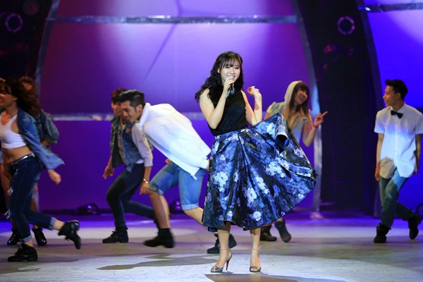 Bee.T quyến rũ "thi&ecirc;u đốt" s&acirc;n khấu So You Think You Can Dance 9