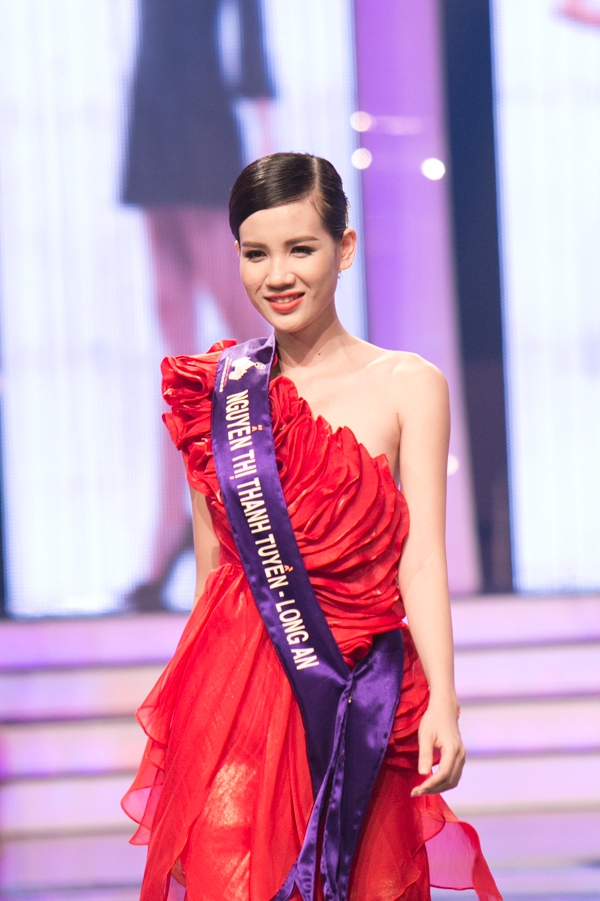 Ngắm trọn vẹn nhan sắc Top 18 mỹ nhân tranh suất thi Miss World  15