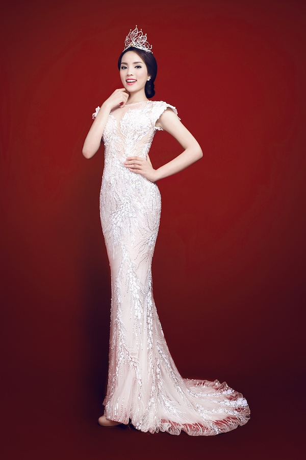 Ngắm nhan sắc lộng lẫy của Hoa hậu Kỳ Duyên với váy dạ hội 2