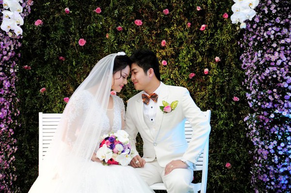 Đám cưới Nhật Kim Anh gặp sự cố mất điện trong thời khắc quan trọng 3