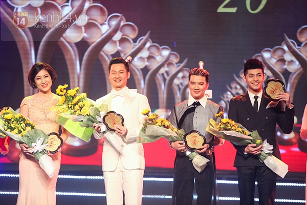 Noo Phước Thịnh, Đông Nhi tiếp tục bội thu giải thưởng trong năm 13