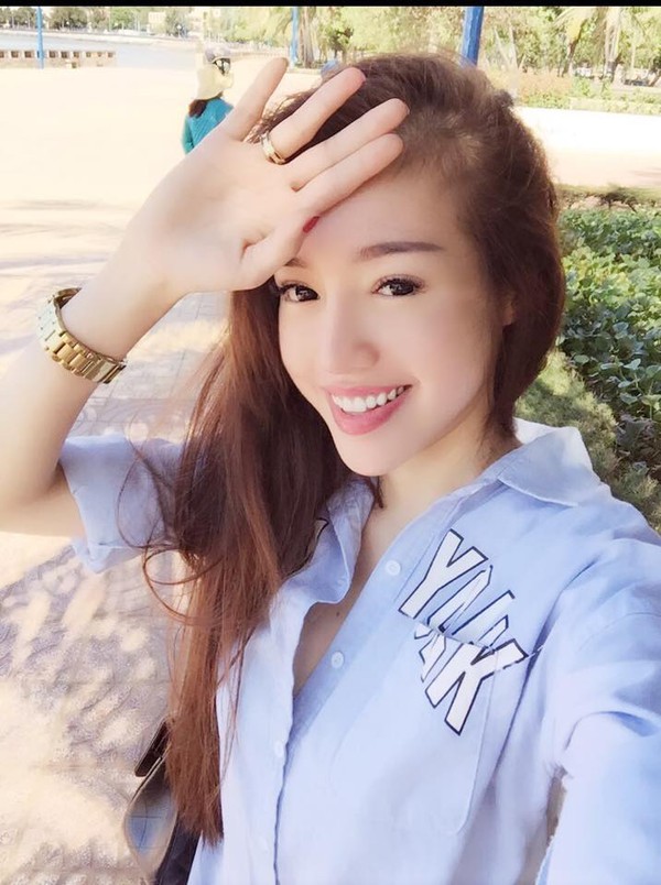 5 cựu hot girl Việt đã làm mẹ vẫn xinh ngất ngây 5