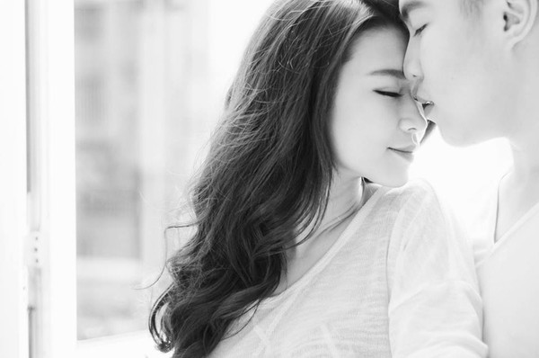 Bộ ảnh kỉ niệm 3 năm yêu nhau siêu ngọt ngào của cô gái Hà Nội xinh đẹp 1