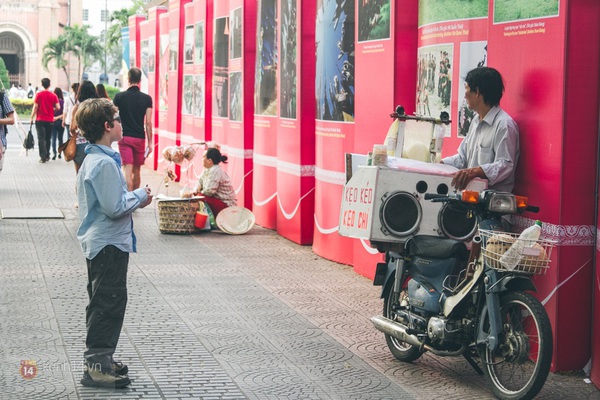 Chùm ảnh: Thương lắm những gánh quà rong trên phố Sài Gòn 15