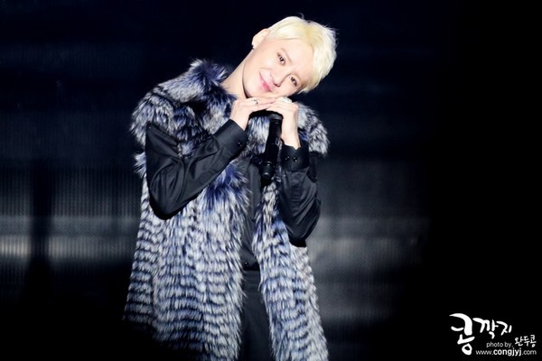 Junsu (JYJ) hạnh phúc với solo concert cuối năm 6