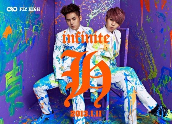 Boyfriend "nhử" fan bằng ảnh cặp sinh đ&ocirc;i đẹp trai 2