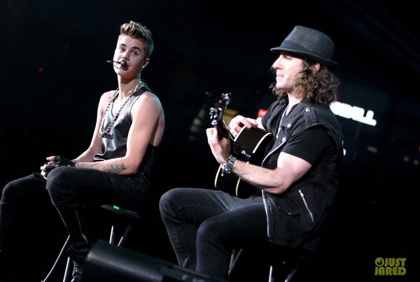 M&ograve;n mỏi chờ đợi album mộc đỉnh của đỉnh từ Justin Bieber 3