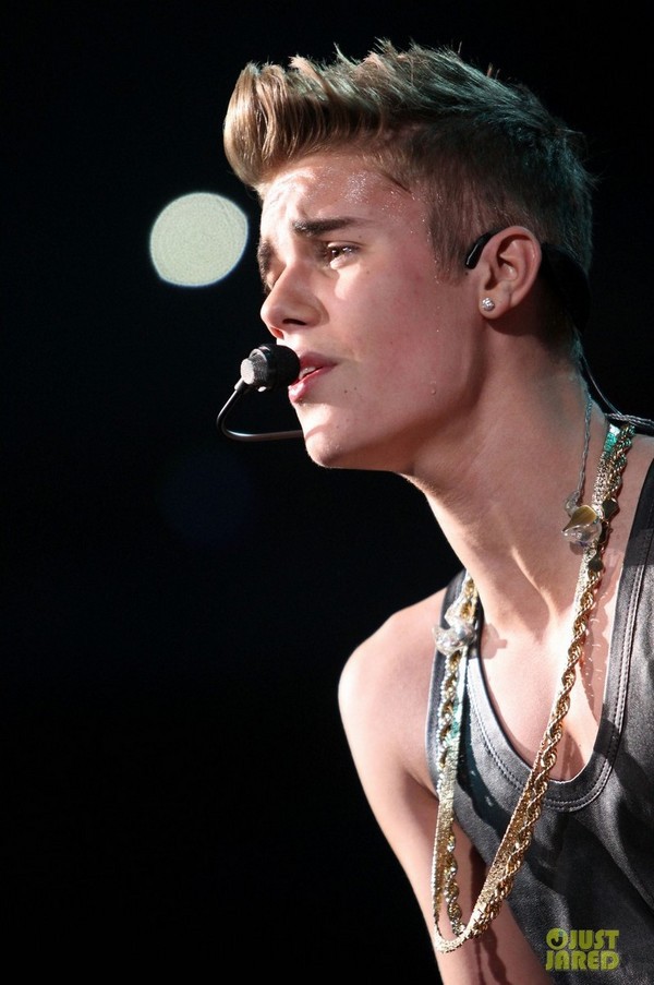 M&ograve;n mỏi chờ đợi album mộc đỉnh của đỉnh từ Justin Bieber 1