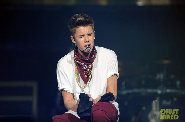 M&ograve;n mỏi chờ đợi album mộc đỉnh của đỉnh từ Justin Bieber 2