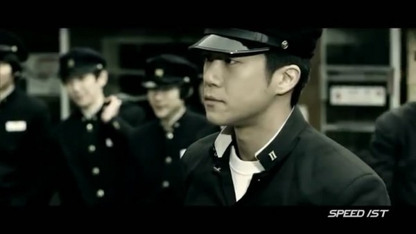 Đau lòng với MV bạc tỉ của nhóm nhạc nam Kpop 1
