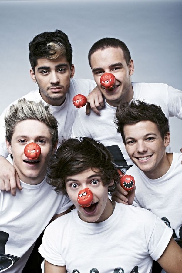 One Direction "nhá hàng" fan với mũi cà chua đỏ chóe 2