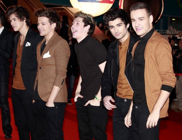 Boyzone hot hơn cả One Direction v&agrave; The Wanted cộng lại 2
