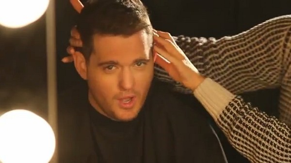 Sốt ruột với clip "nhử" đỉnh từ One Direction, Michael Buble, Mariah Carey 2