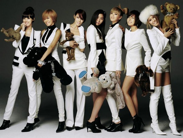 Girlgroup Kpop đã phản ứng ra sao trước chiến thắng đầu tiên? 7