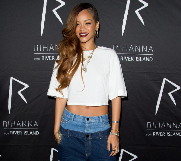 Rihanna muốn nghỉ ngơi sau 7 năm lăn lộn 1