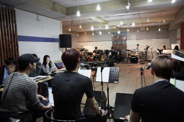 JYJ h&igrave; hục "c&agrave;y" cho m&agrave;n trở lại ho&agrave;nh tr&aacute;ng 2