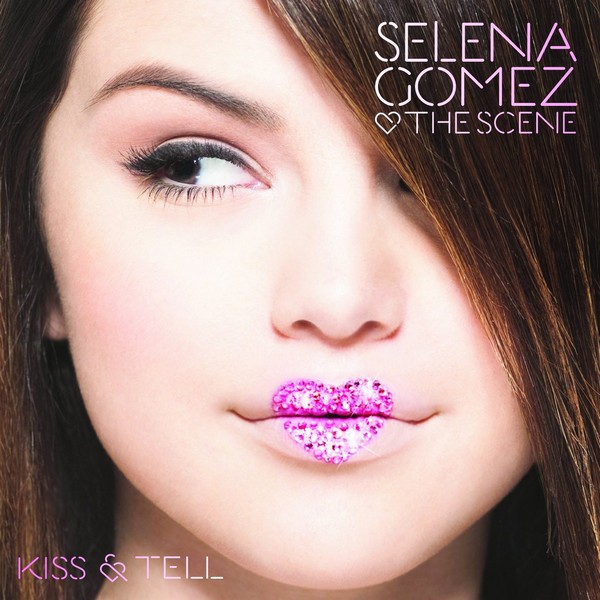 Qu&aacute; tr&igrave;nh trưởng th&agrave;nh của Selena Gomez qua năm th&aacute;ng 5