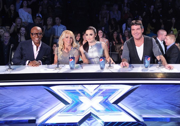 Demi Lovato lại làm giám khảo "X Factor US"  2