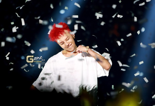 Dàn sao YG chung sức giúp "anh tóc đỏ" G-Dragon 17