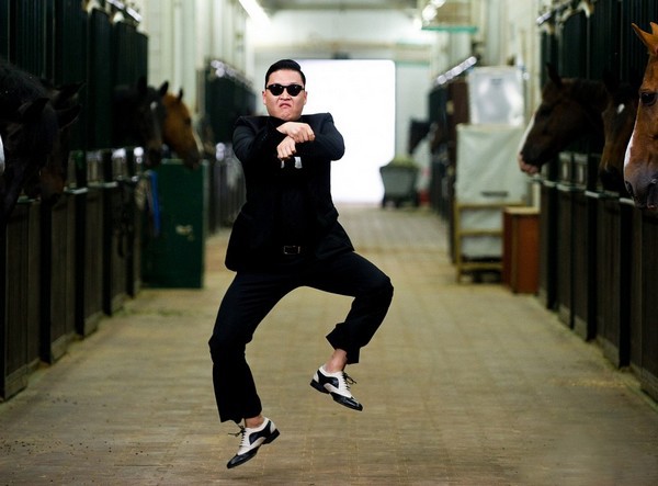 Psy mang vũ đạo truyền thống Hàn Quốc vào single mới  1