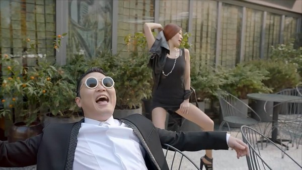 Cuộc chiến nóng nhất hiện nay: "Gentleman" vs. "Gangnam Style" 8
