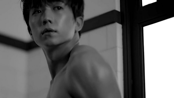 Netizen chỉ trích trailer mới của 2PM: "Lại khoe body" 4