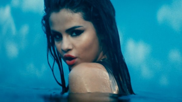 Hành trình "lột xác" của Selena Gomez rất giống Britney Spears 2