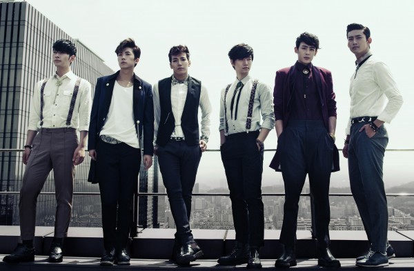 SNSD, 4Minute, SHINee, SECRET chi&ecirc;u đ&atilde;i fan s&acirc;n khấu đặc biệt 1