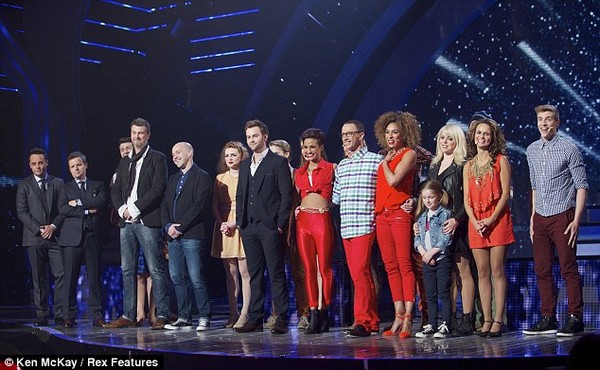 Britain's Got Talent: Simon Cowell cũng phải khóc vì phần thi xúc động 14