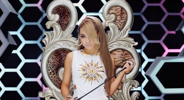 CL (2NE1): "Gái hư" là "gái chất" 1