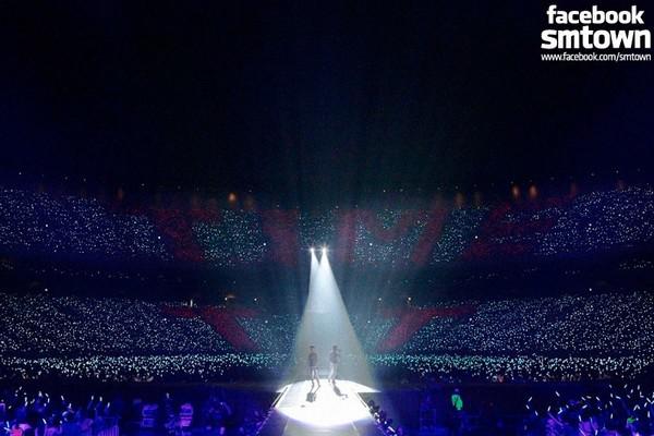 "Nam ch&acirc;m" DBSK h&uacute;t 850.000 fan 6
