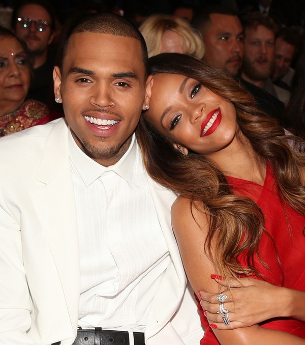 Chris Brown muốn loại bằng được Rihanna khỏi album mới 1