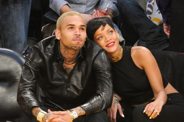 Rihanna - Chris Brown "ngả mũ" trước cặp đôi Andrea và Yanbi 6