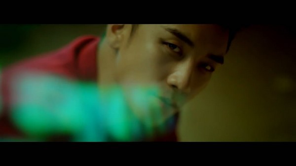 Seungri (Big Bang) "thả xích" cho MV ít cảnh nóng 7