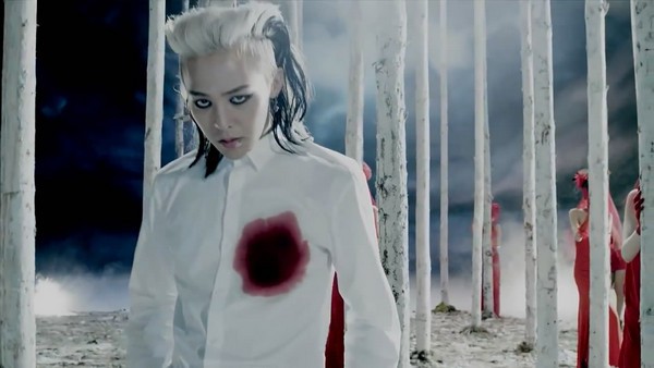 G-Dragon "đen thui" trong MV đánh dấu sự trở lại 4