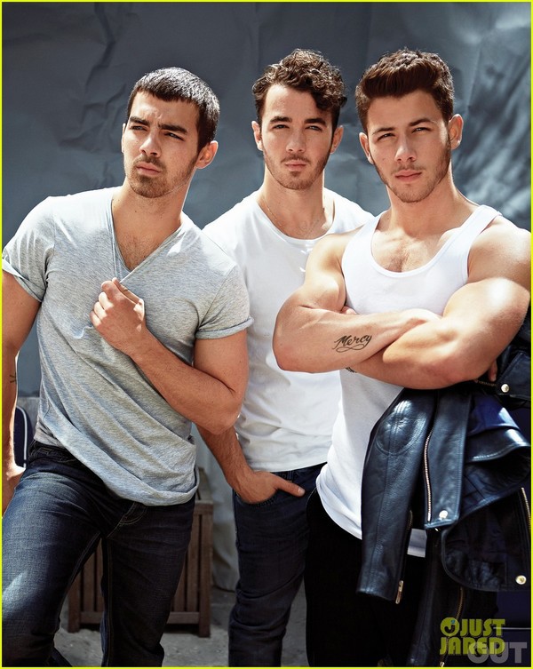 Tranh cãi nảy lửa, Jonas Brothers rạn nứt nội bộ nghiêm trọng 1