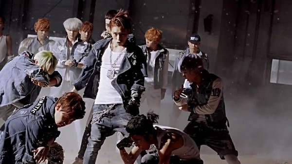 "Hip Hop Super Junior" khiến fan đổ rạp với MV đầu tay 5