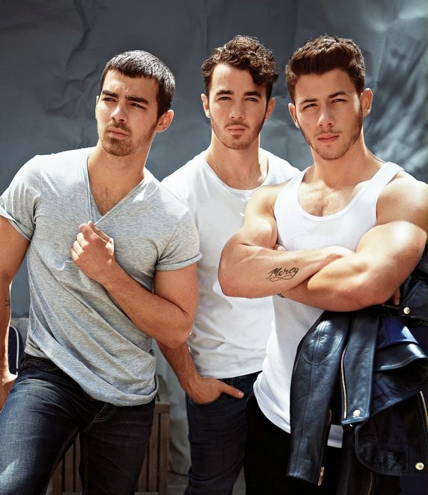 Jonas Brothers: Từ những chàng hot boy đến ban nhạc bị lãng quên 14