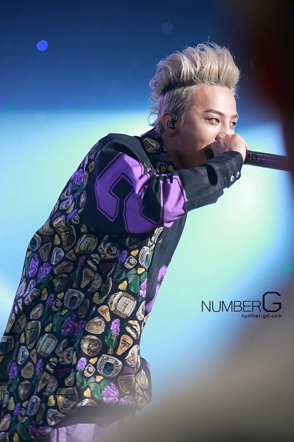 Những khoảnh khắc đẹp của G-Dragon khi quảng bá album mới 4