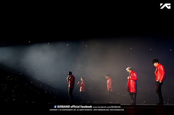 Boygroup mới nhà YG "diện kiến" fan Nhật qua concert của Big Bang 20